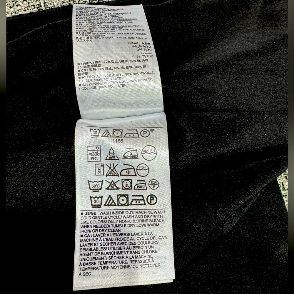 Banana Republic Grey Tweed Diagonal Zip Mini Skirt Size 0 - Picture 10 of 10